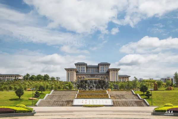 广西中医药.jpg